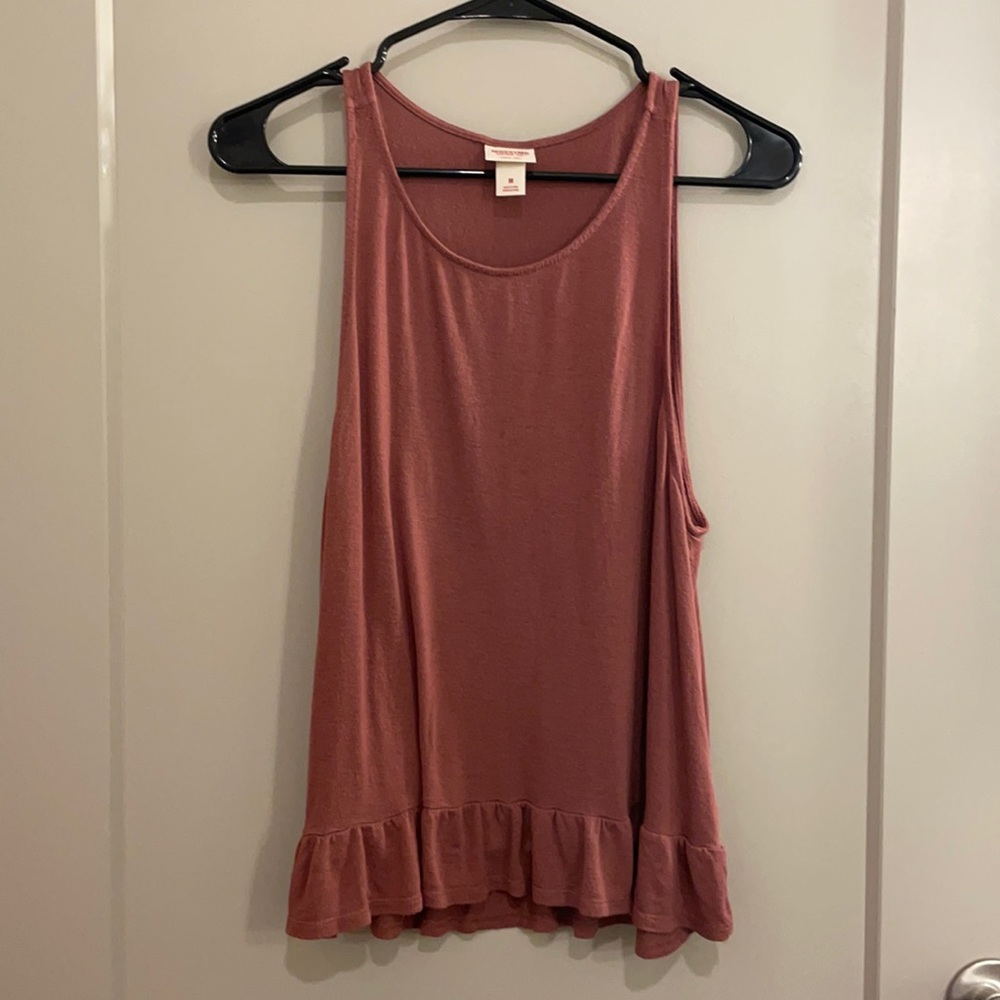 Medium Mossimo Tank